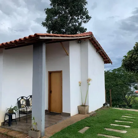 Chale Com Jacuzzi Vista Do Lago Alexania Exterior photo