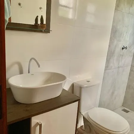 Chale Com Jacuzzi Vista Do Lago Alexania Exterior photo