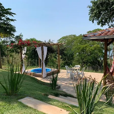 Chale Com Jacuzzi Vista Do Lago Alexania Exterior photo